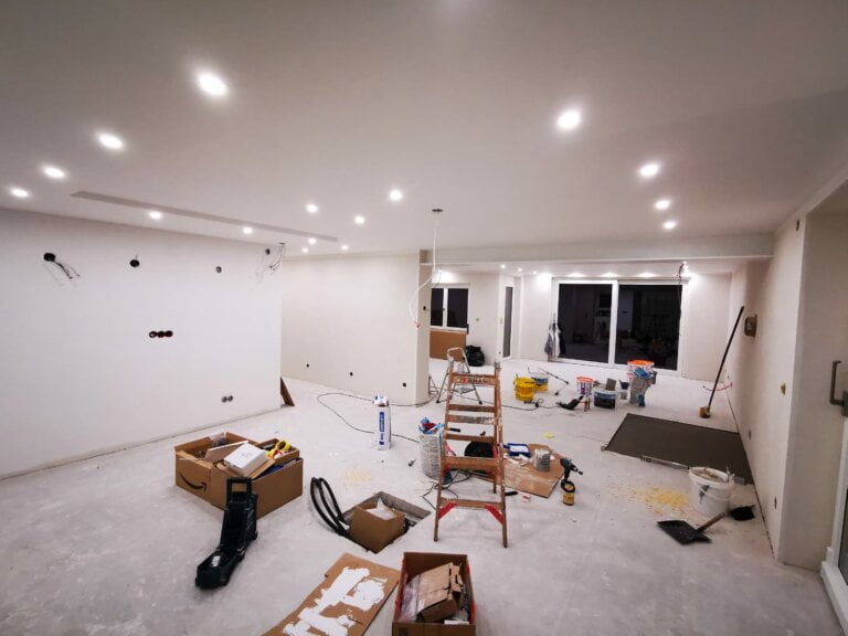 Ansicht nach Fertigstellung des Wanddurchbruches (Umbau) in einem Wohnhaus in Augsburg (Bayern)